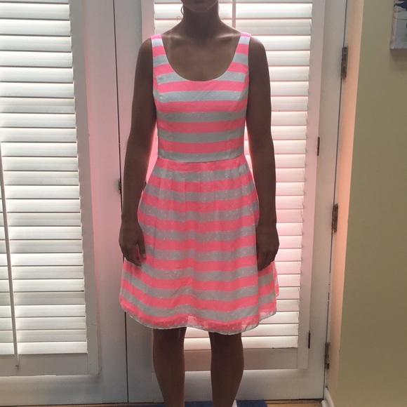 Lilly Pulitzer Dresses & Skirts - Lily Pulitzer Pink and White Stripe Posey Dress